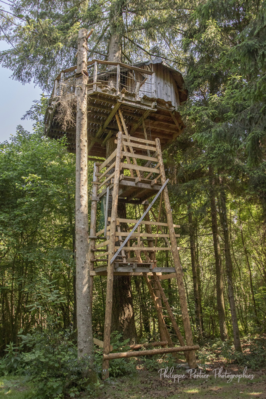 Auvergne, les Cabanes des Combrailles : La cabane du Barde
