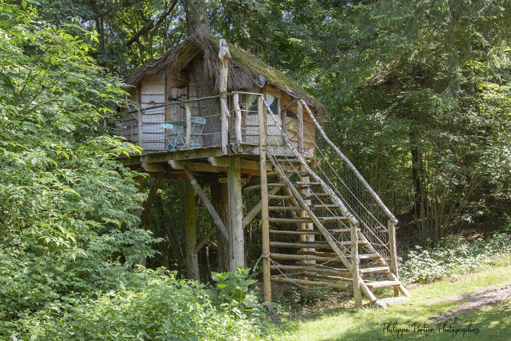 Auvergne, les Cabanes des Combrailles : La cabane du PĂȘcheur